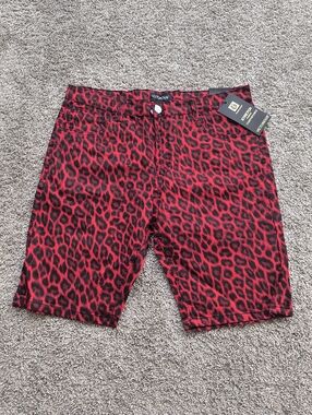 Men's Victorious Leopard Print Denim Shorts Size 38"